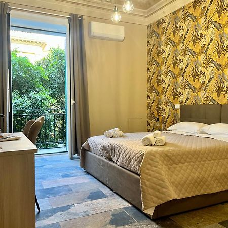 B&B Dimora Emily Palermo Bagian luar foto